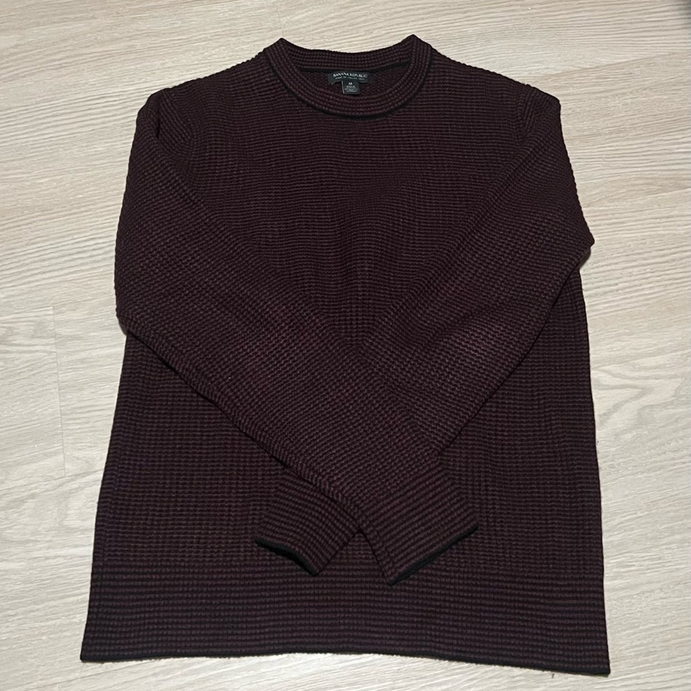 Banana Republic Burgundy wool sweater size medium